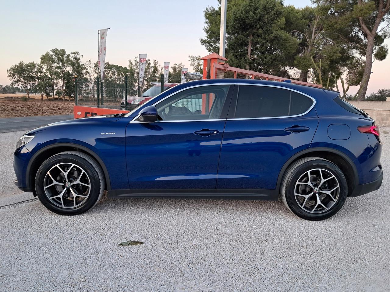 NEW Alfa R. Stelvio 190 CV AT8 Q4 SUPER *LED-PELLE-CERCHI''