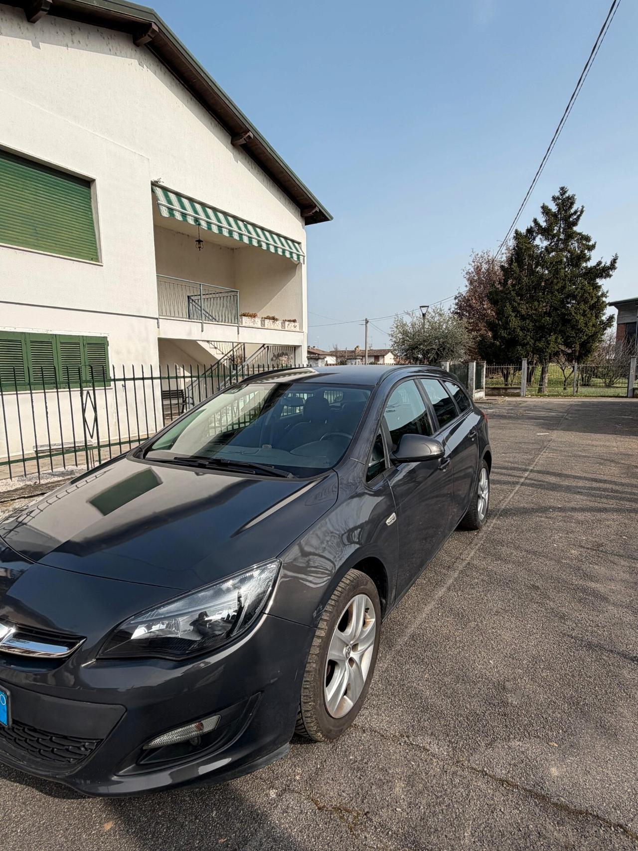 Opel Astra 1.7 CDTI 2014 OK NEOPATENTATI