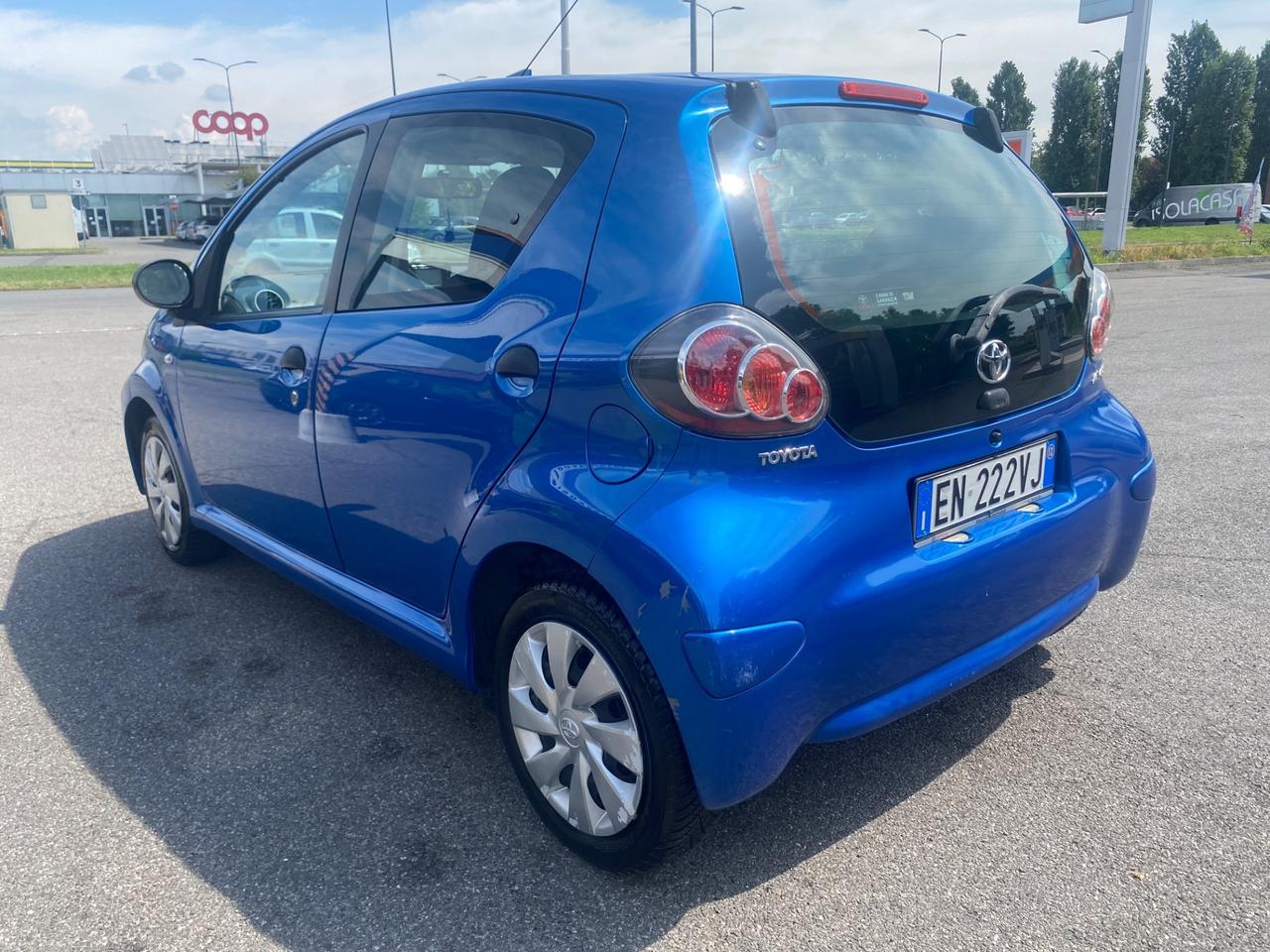 Toyota Aygo 1.0 12V VVT-i 5 porte Active Connect