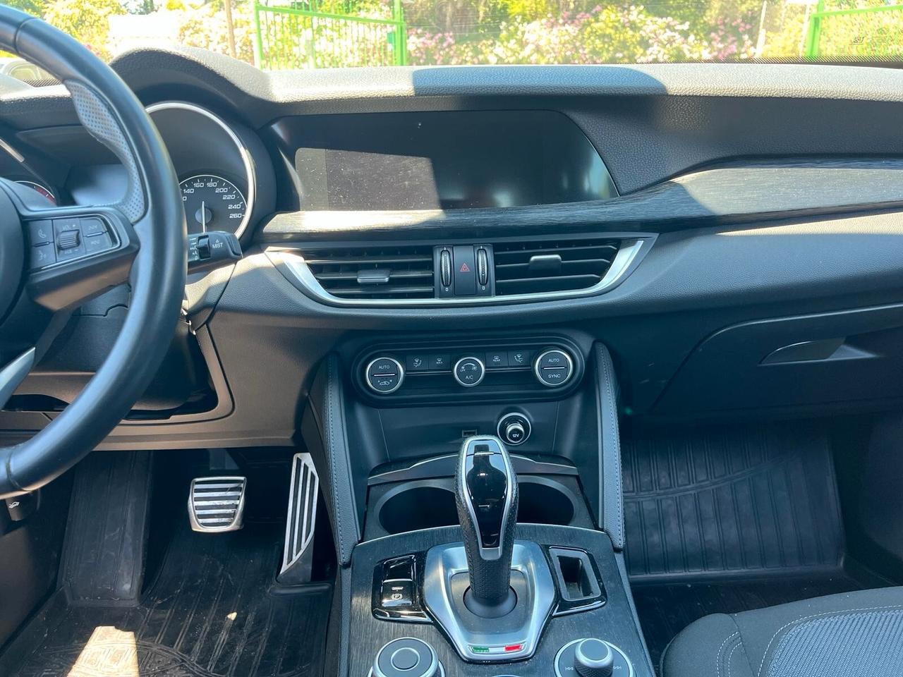 Alfa Romeo Stelvio 2.2 Turbodiesel 190 CV AT8 Q4 Business - Unico proprietario - 46.957 KM