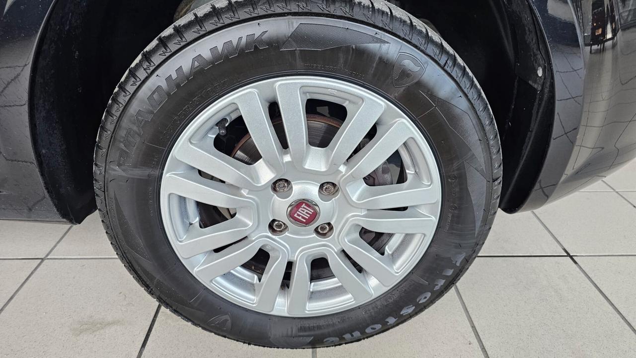 Fiat Punto 1.4 8V 5 porte Natural Power LOUNGE