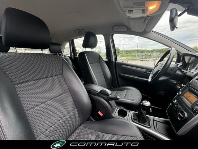 MERCEDES-BENZ B 200 CDI Sport