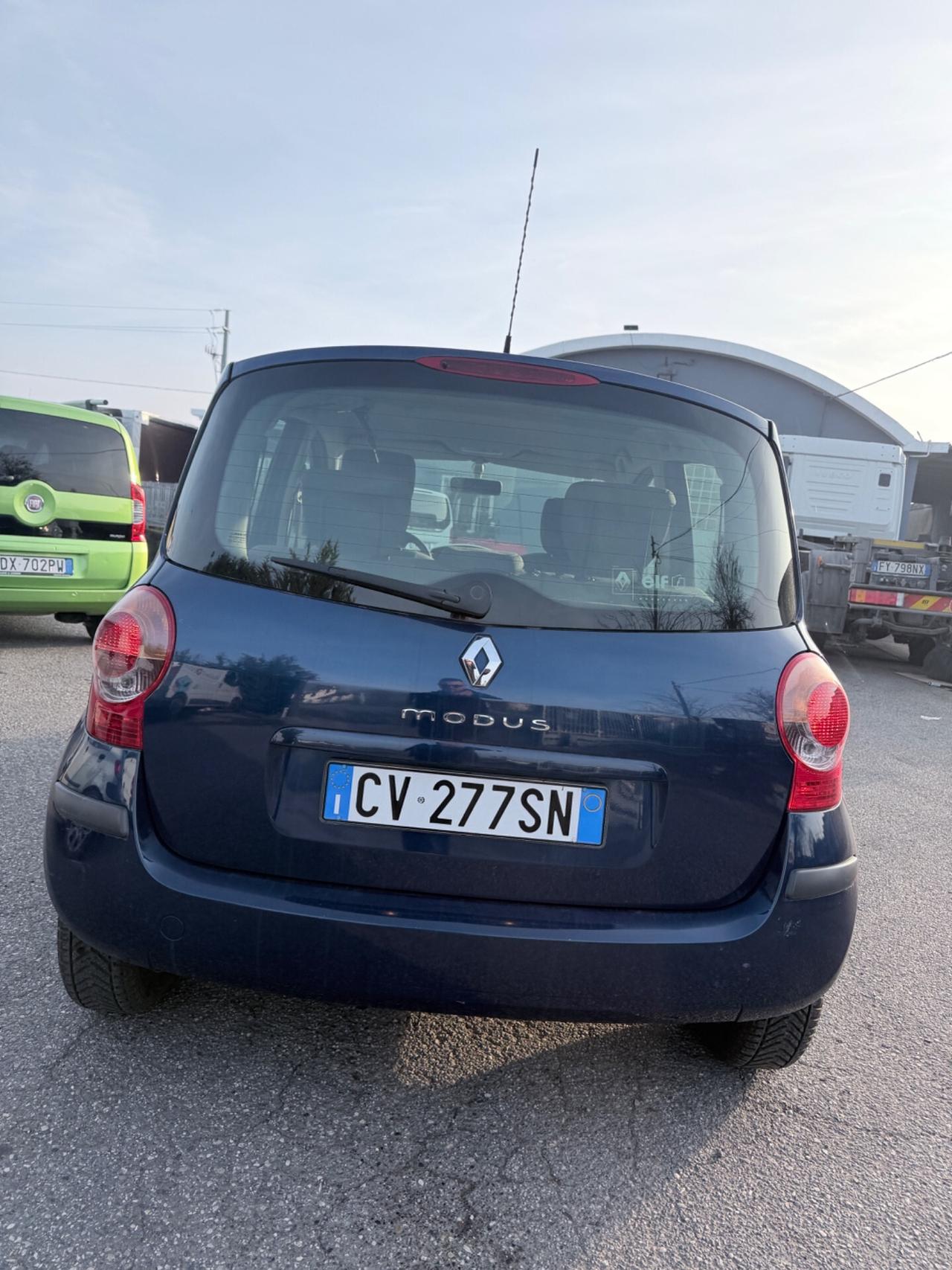 Renault Modus 1.2 16V Luxe Privilège