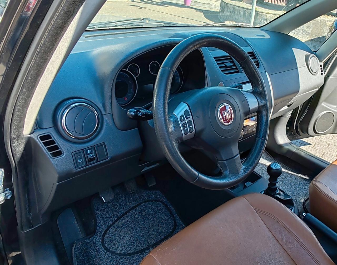 Fiat Sedici 2.0 MJT 16V DPF 4x4 Experience