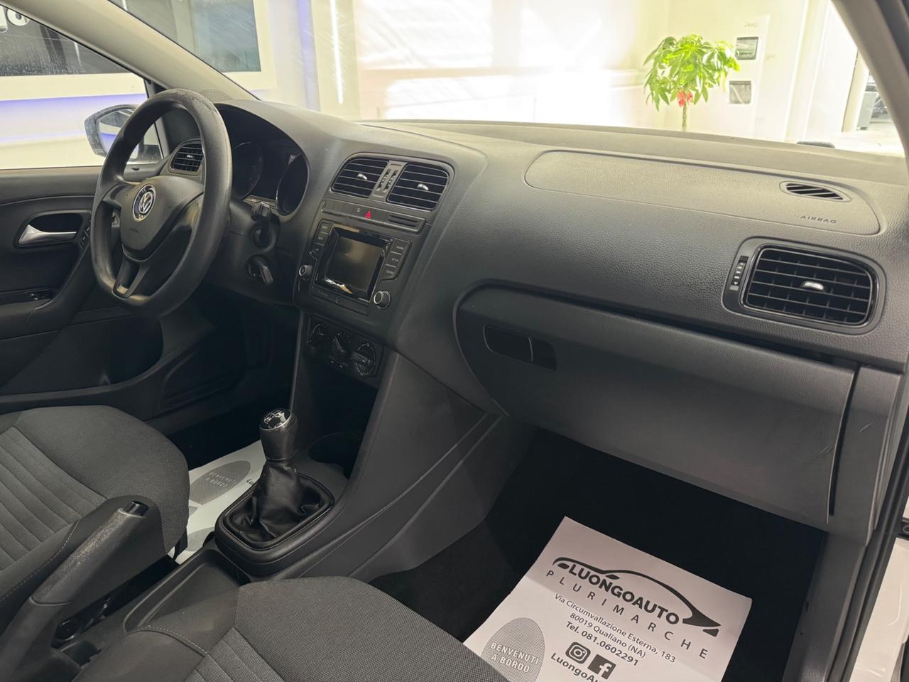 Volkswagen Polo 1.0 Trendline Full Optional