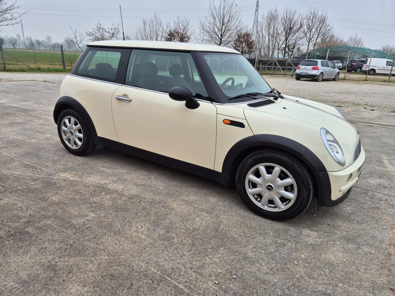 Mini 1.6 16V One de luxe