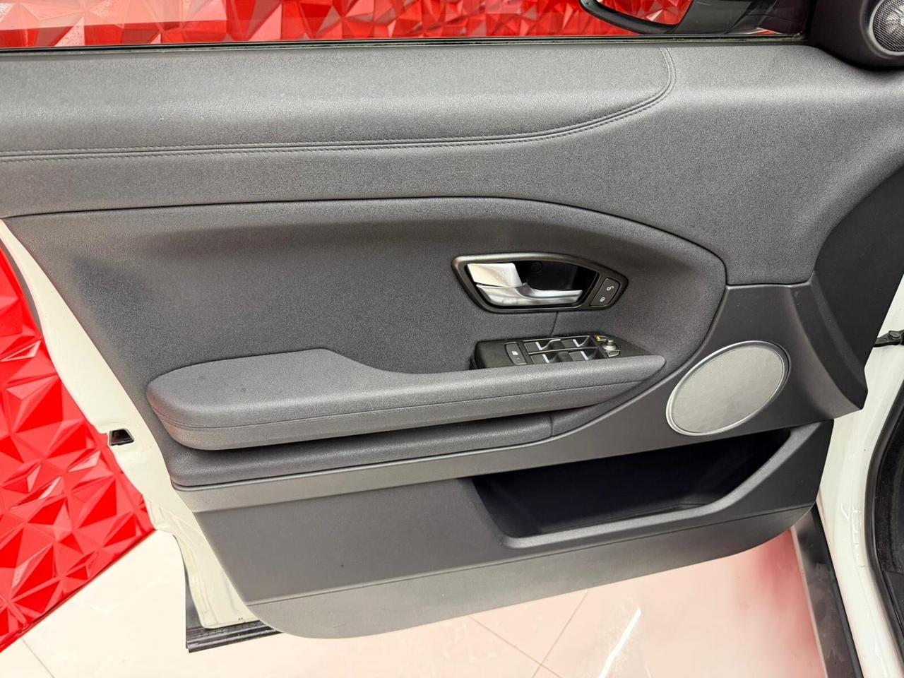 Land Rover Evoque 2.0 eD4 5p. SE 150CV 2017