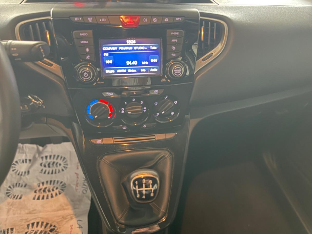 Lancia Ypsilon 1.2 69 CV 5 porte S&S Gold KM CERTIFICATI!!!