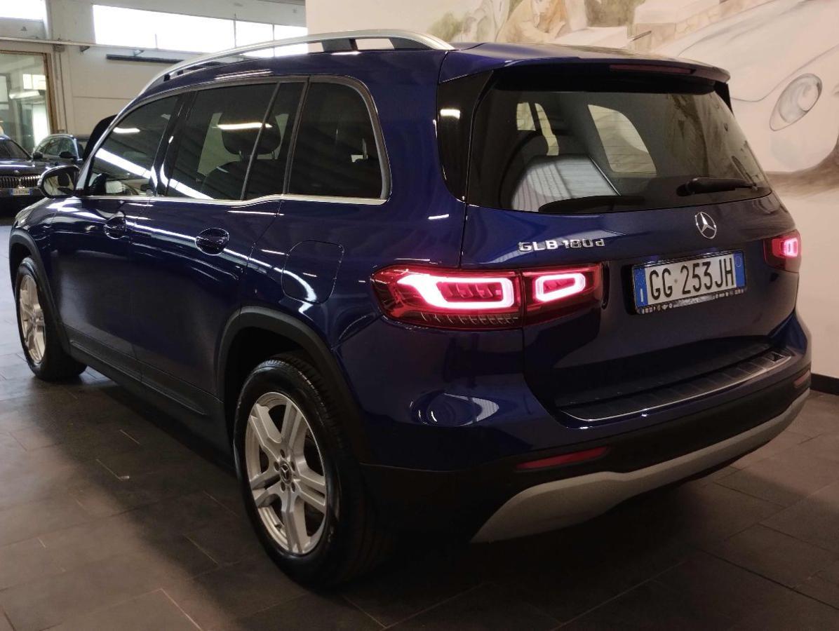 MERCEDES GLB 180d PELLE - TELECAMERA - APPLE - LED - GAR.24 MESI