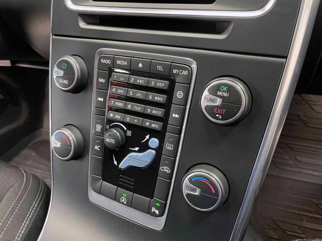 VOLVO V60 2.0 D2 MOMENTUM