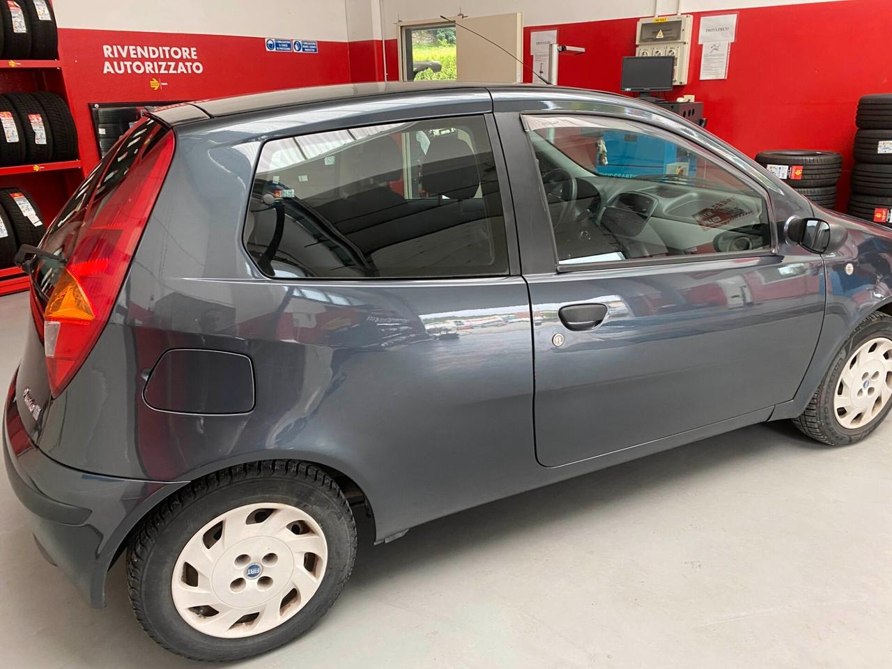 Fiat Punto 1.2i cat 3 porte
