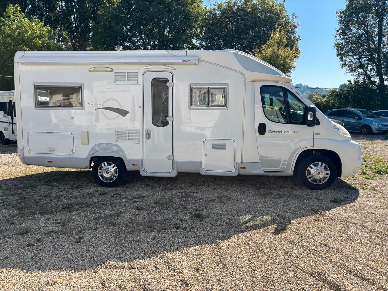 Roller Team Granduca 255P camper