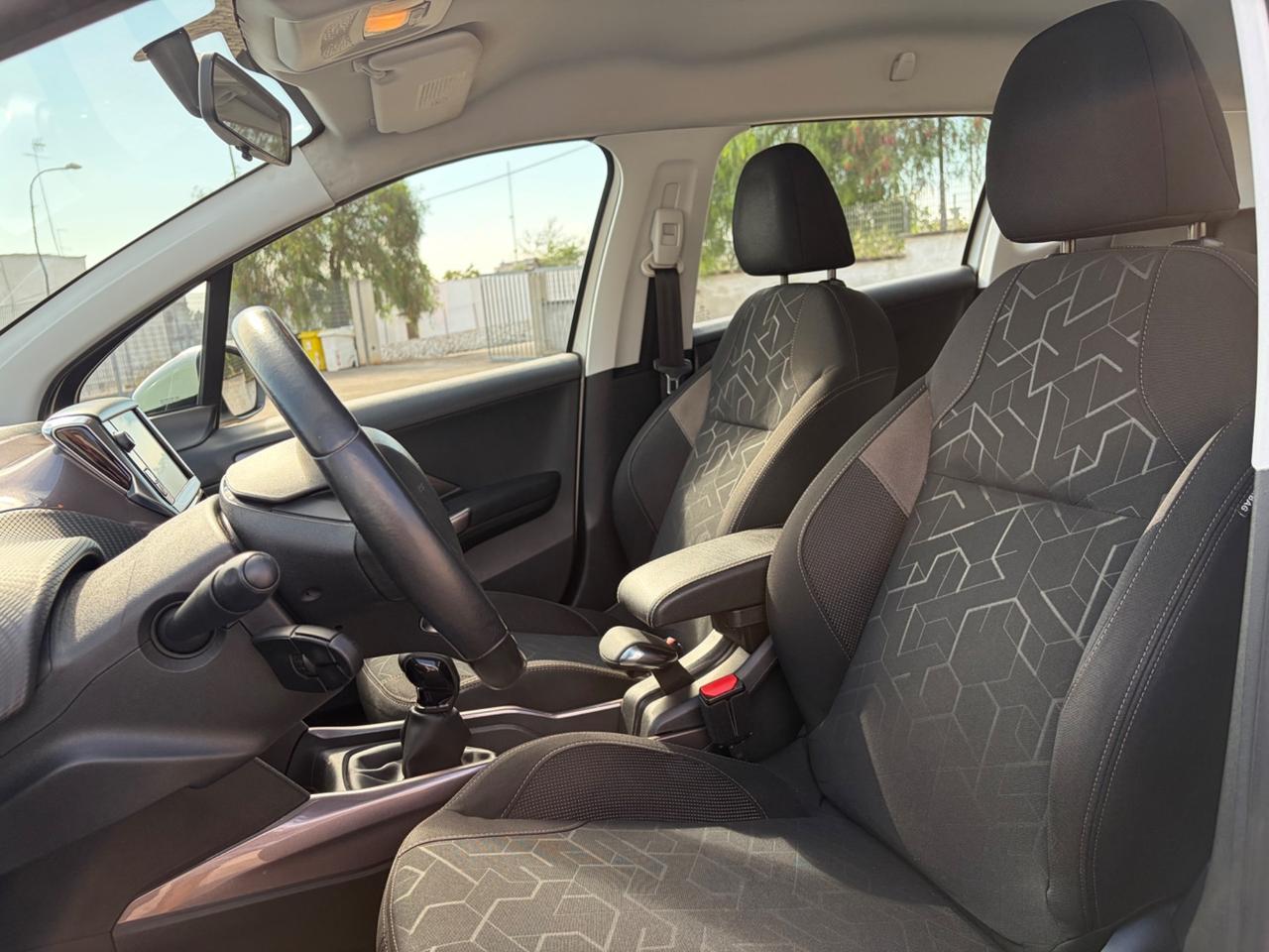 Peugeot 2008 1.6 e-HDi 92 CV Stop&Start Active