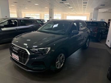 Audi Q3 35 TDI quattro Business Advanced S - Tronic