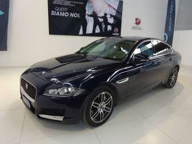 Jaguar XF 2.0D 180CV aut.Portfolio *PROMO FINANZIAMENTO*