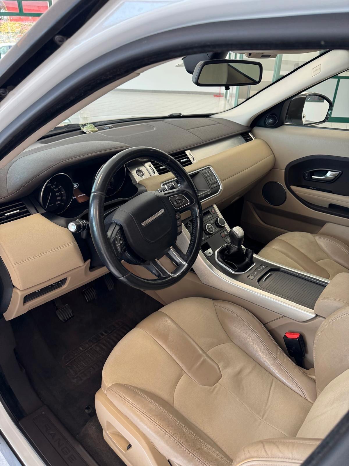 Land Rover Range Evoque 2.2 TD4 5p. Prestige