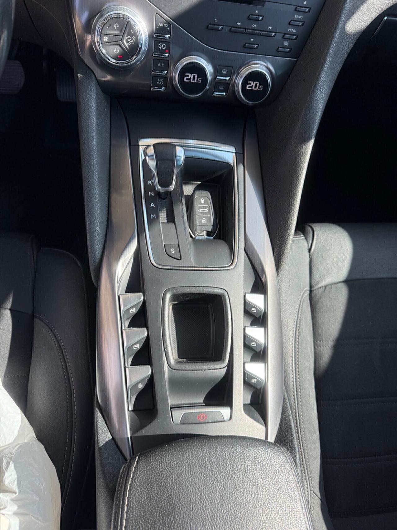 Ds DS5 5 1.6 e-HDi 110 full full optional