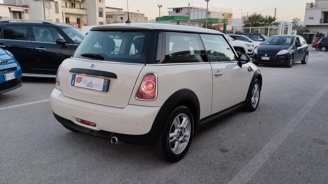 Mini 1.6 16V One D