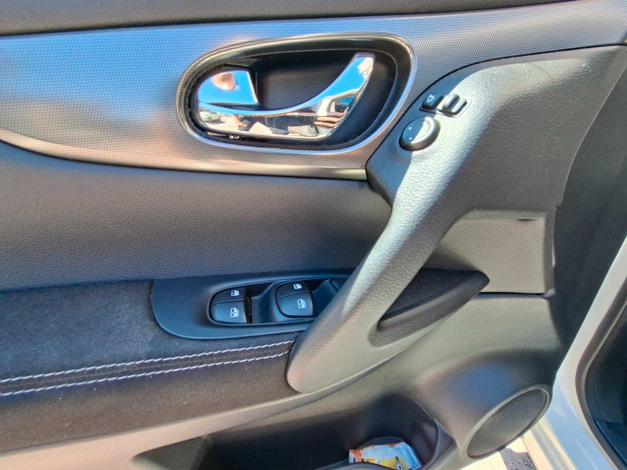 Nissan Qashqai 1.6 dci N-Connecta 2wd 130cv tetto panorama
