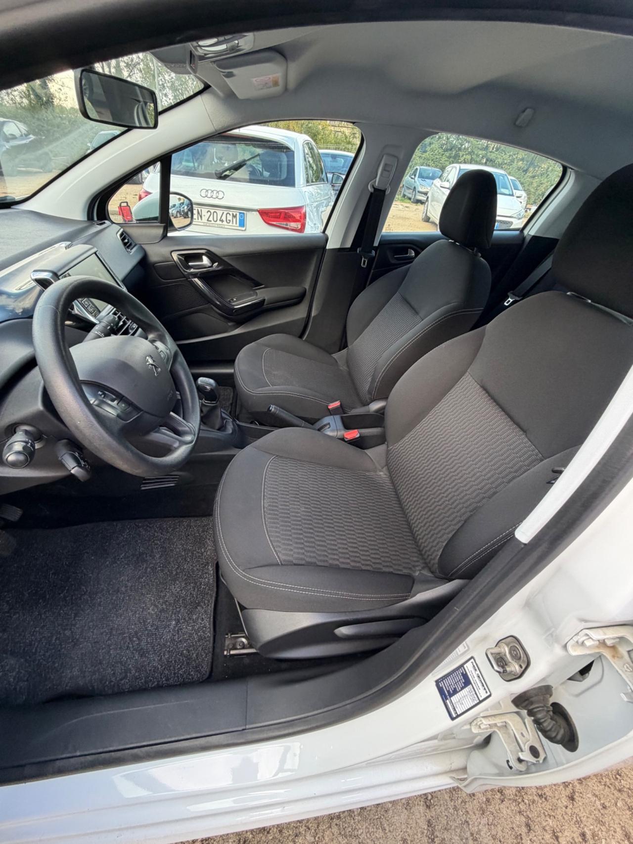 Peugeot 208 BlueHDi 100 S&S 5 porte GT Line