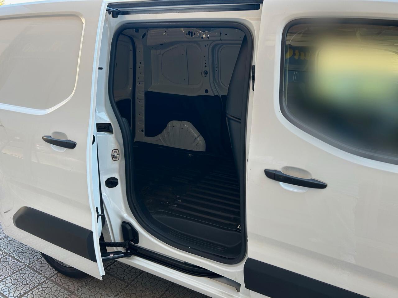 Peugeot Partner 1.5 BLUEHDI 100cv L1 PREMIUM (PREZZO IVATO)