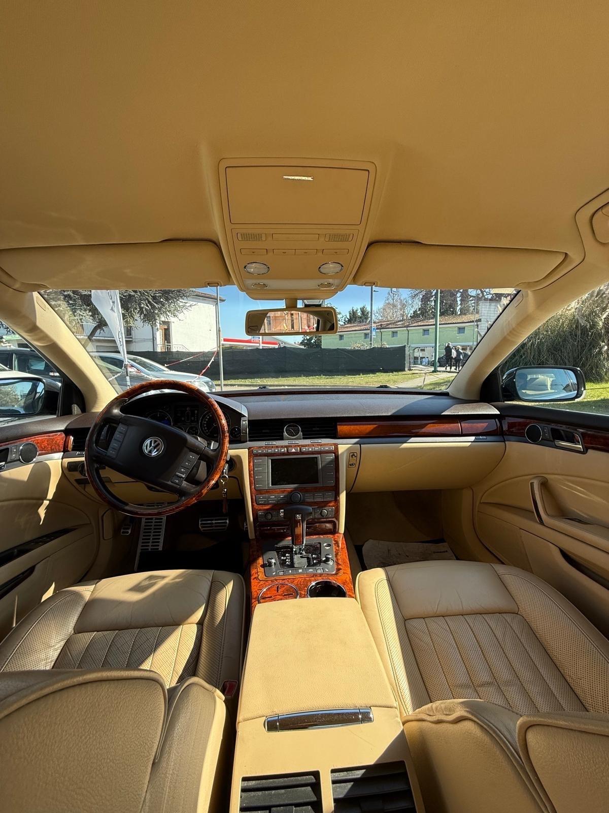 Volkswagen Phaeton 3.0 V6 TDI DPF 4mot. tip. 5 posti