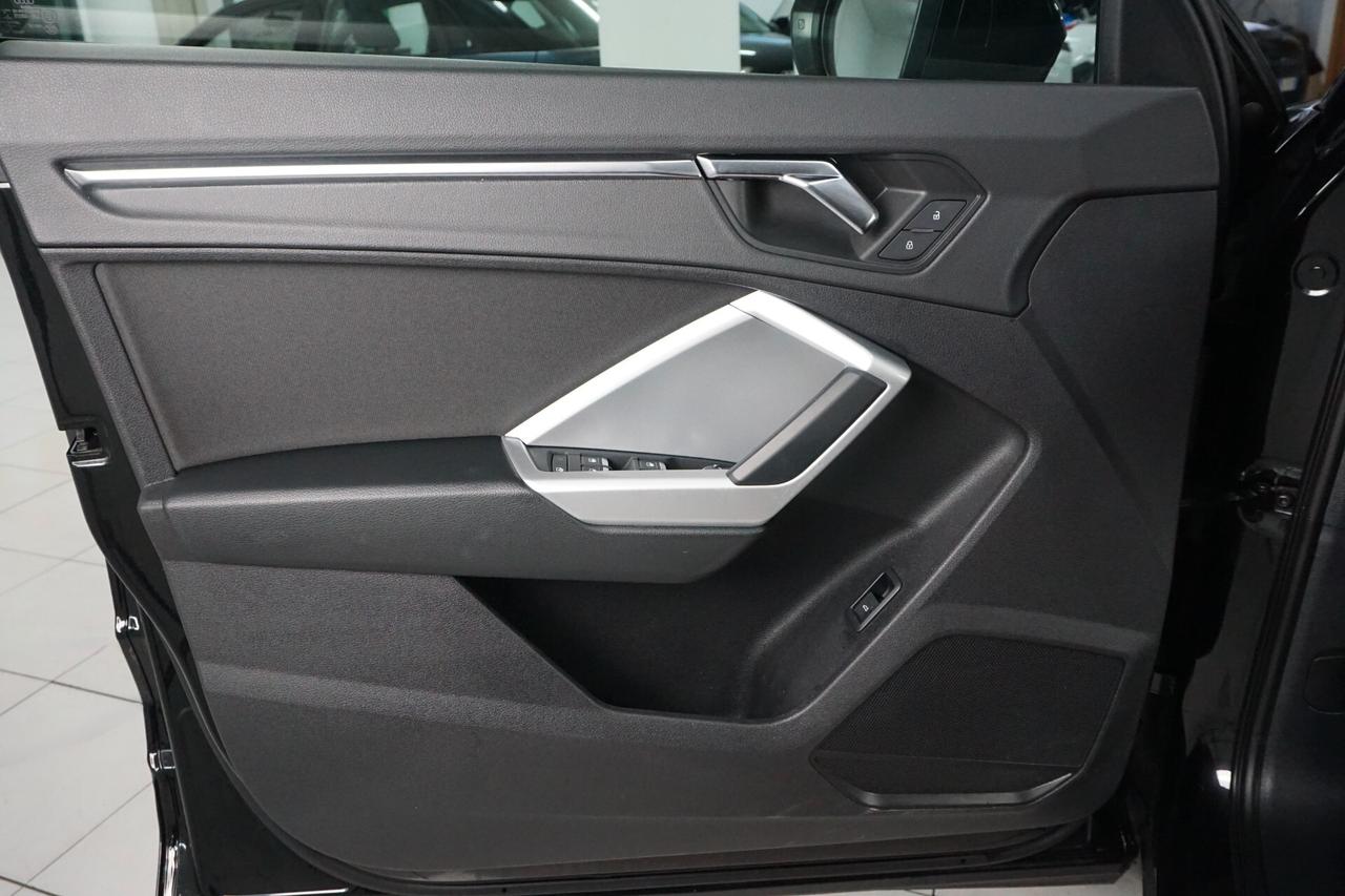 Audi Q3 SPB 40 TDI quattro S tronic Business Plus