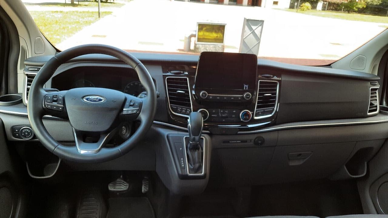 Ford Tourneo Custom 320 2.0 EcoBlue 130CV aut. PL Trend