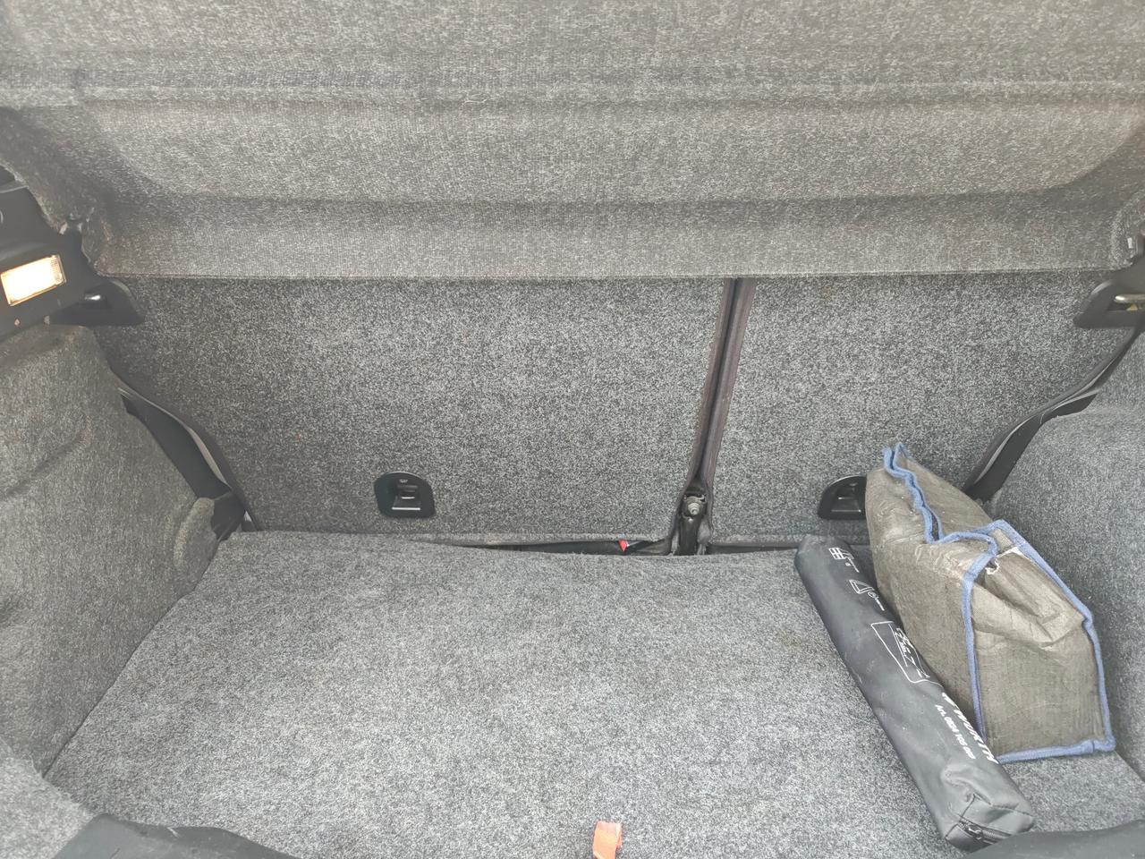 Lancia Ypsilon 1.2 69 CV 5 porte GPL Ecochic Silver