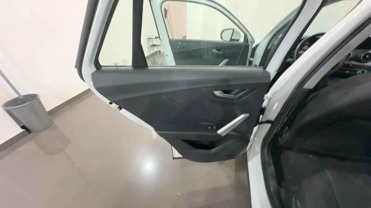 Audi Q2 35 TFSI S tronic Business Advanced