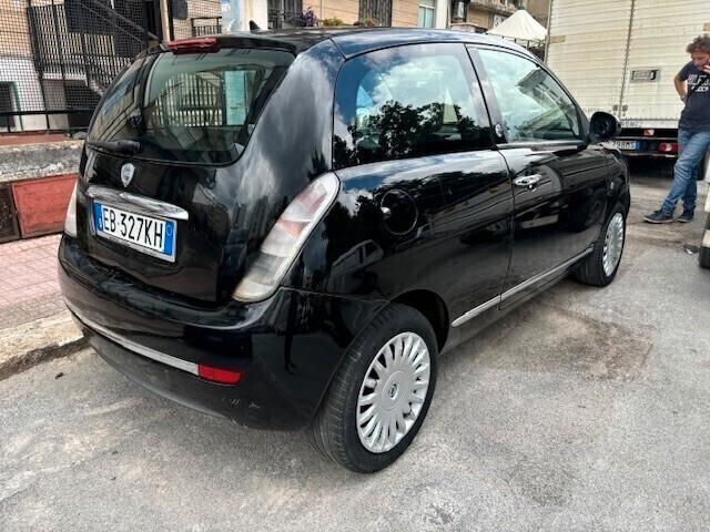 Lancia Ypsilon Gpl anche permuta o scambi0