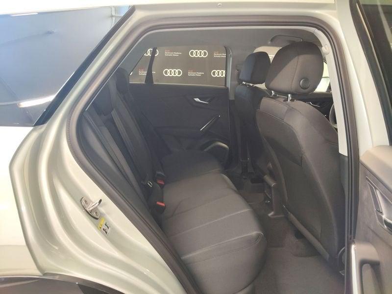 Audi Q2 Q2 35 TDI S tronic Identity Black
