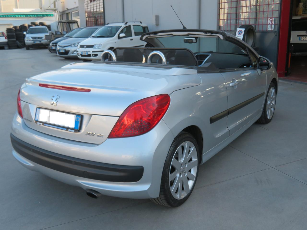 Peugeot 207 1.6 THP 150CV CC Féline