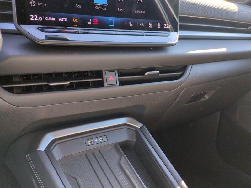 Volkswagen T-Roc T-Roc 1.5 etsi R-Line 150cv dsg