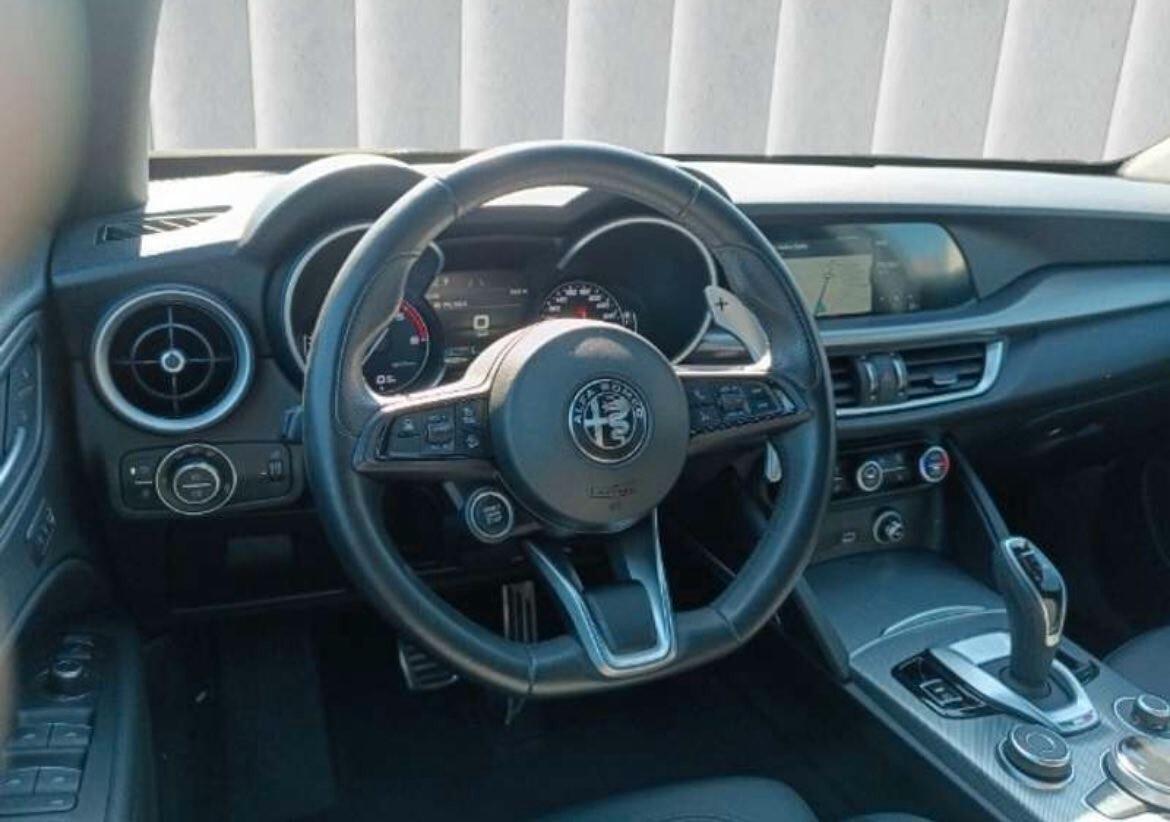 Alfa Romeo Stelvio 2.2 Turbodiesel 210 CV AT8 Q4 Veloce AUTO A NOLEGGIO