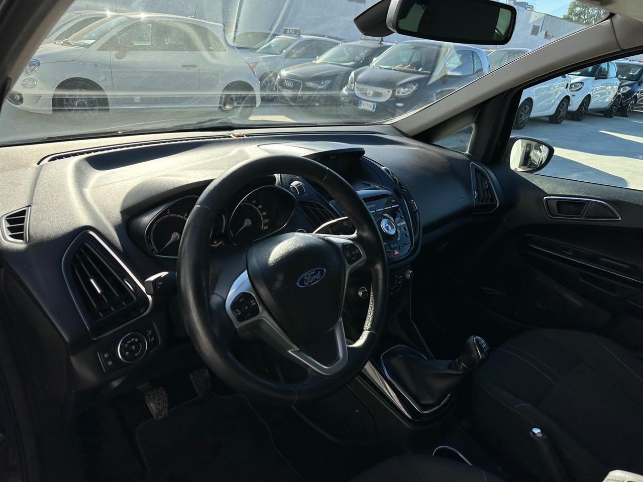 Ford B-Max 1.5 TDCi 75 CV Titanium