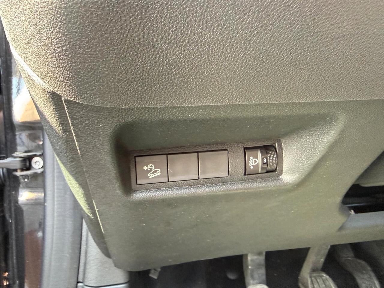 JEEP AVENGER 1.2 2024 Turbo 100 CV Longitude 19000KM