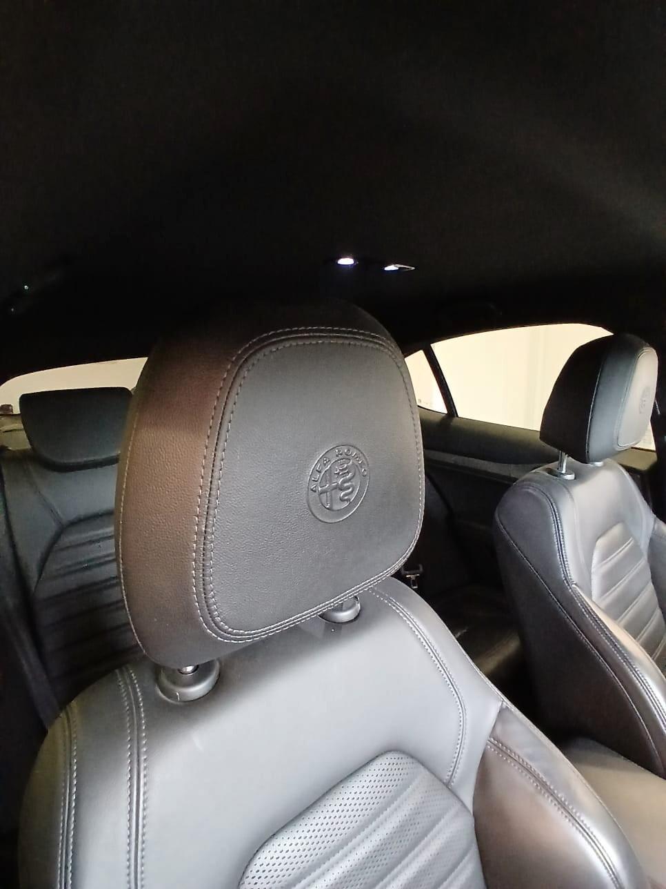 Alfa Romeo Stelvio 2.2 Turbodiesel 210 CV AT8 Q4 Veloce