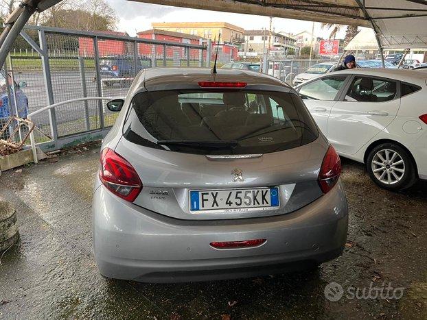 Peugeot 208 allure