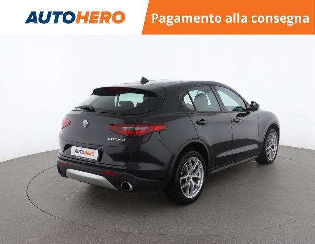 ALFA ROMEO Stelvio 2.0 Turbo 280 CV AT8 Q4 Super