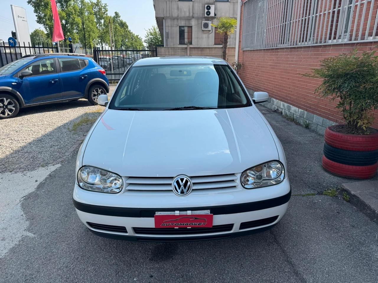 Volkswagen Golf 1.6 Highline 100cv