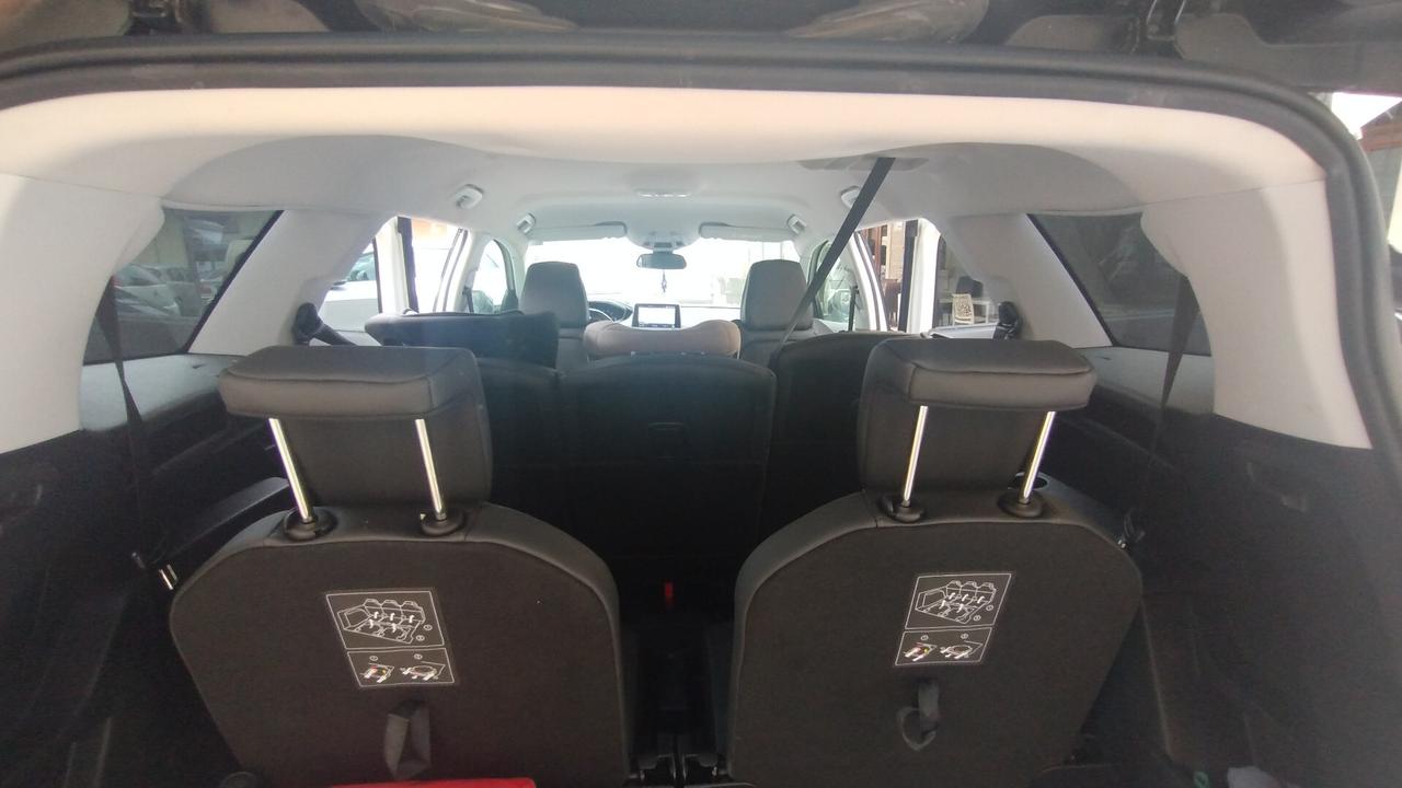 Peugeot 5008 BlueHDi 120 CV CROSSWAY AUT.
