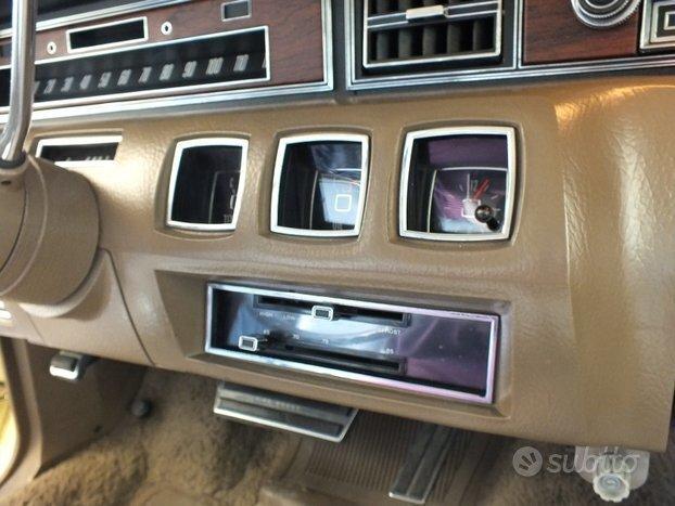 LINCOLN CONTINETAL V8 1972 ASI TARGA ORO