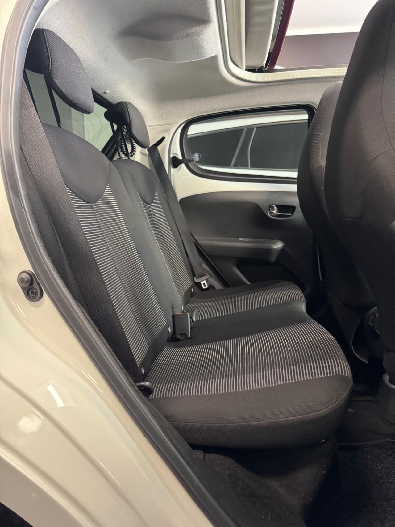 Peugeot 108 1.2 82 5 ALLURE TETTO APRIBILE