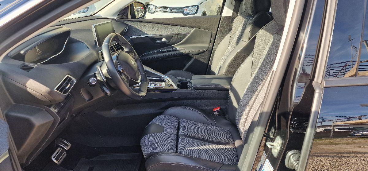 PEUGEOT 3008 1.5 BlueHDi 130 S&S GT Line