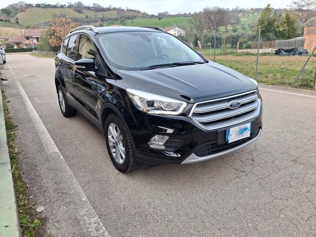 Ford Kuga 1.5 TDCI 120cv 2WD Titanium - 2018