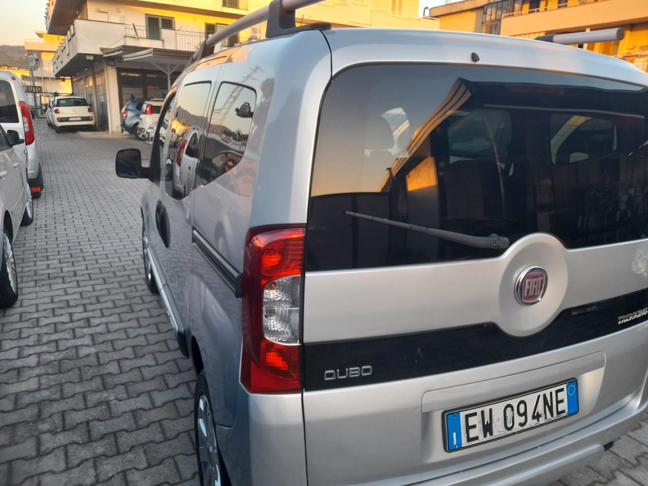Fiat Qubo 1.3 MJT 95 CV Trekking autocarro n1 5 posti anno 2014