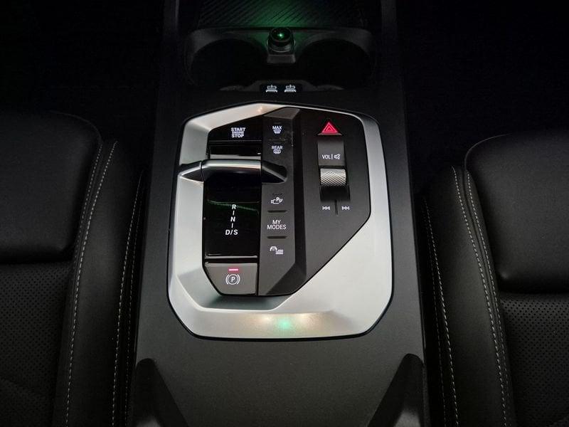 BMW Serie 1 F70 120d 48V MSport Pro auto