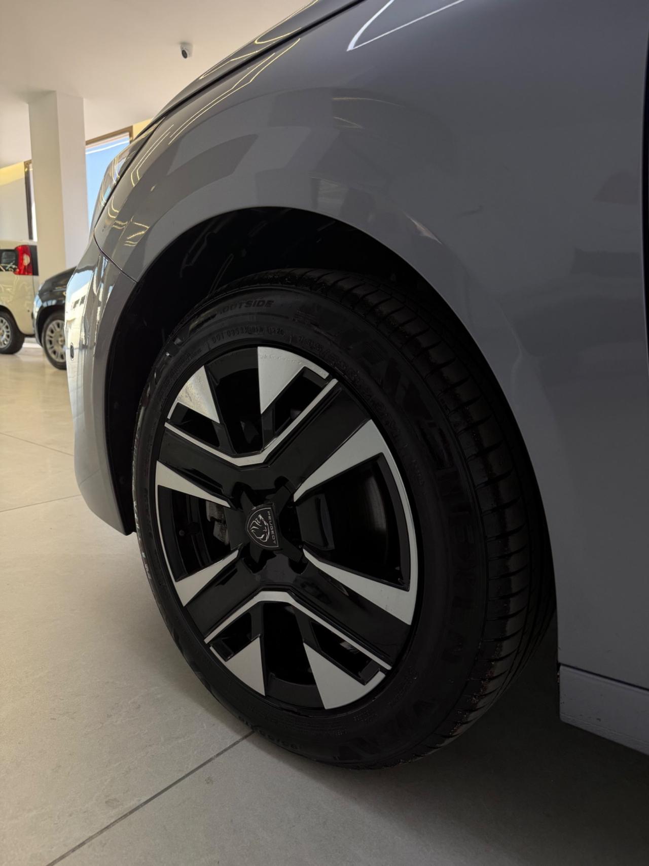 Peugeot 208 PureTech 100 Stop&Start 5 porte Allure