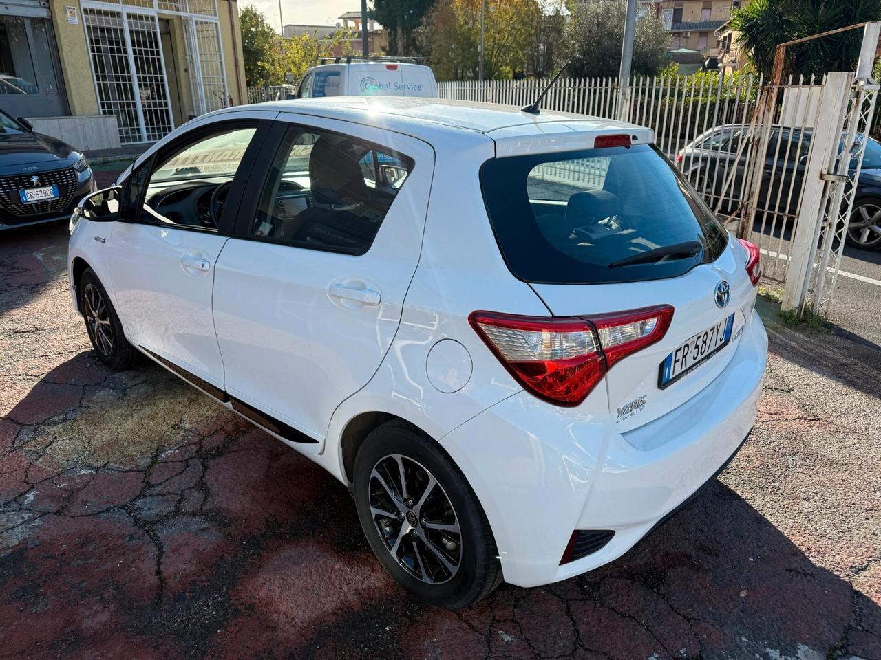 Toyota Yaris Hybrid 73cv *TAGLIANDI TOYOTA*